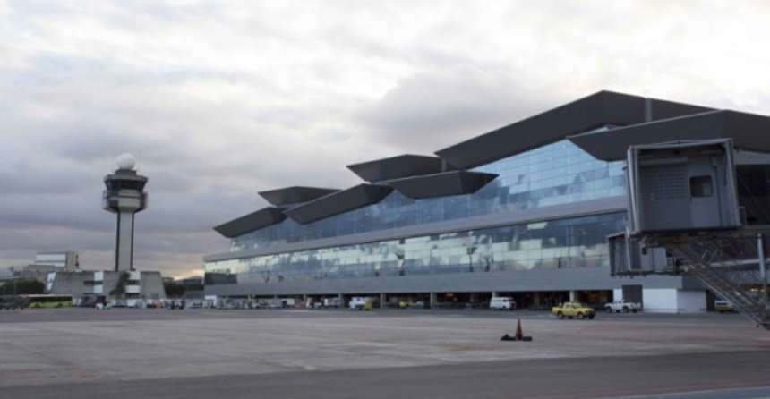 Projetos CRBrasil porfólio - terminal 3 aeroporto de guarulhos - OAS - estacionamento aviões
